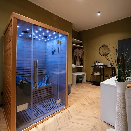 Apartment George's Suite&spa With Parking Como