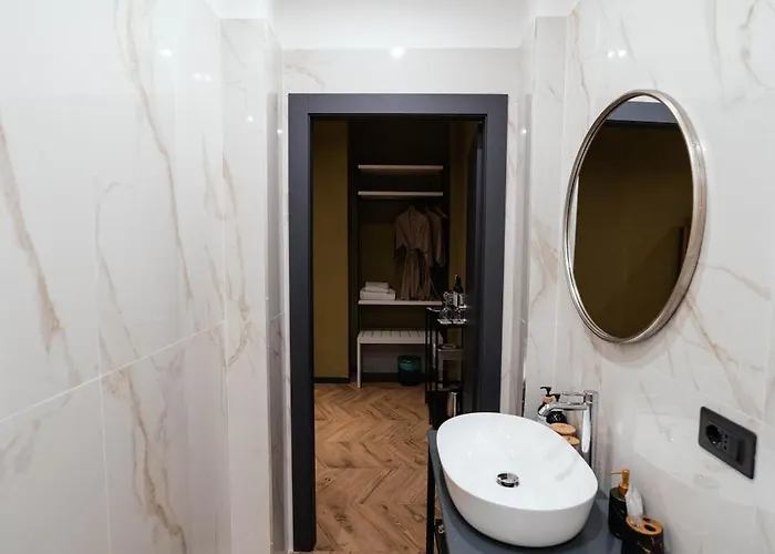 Apartment George's Suite&spa With Parking *
