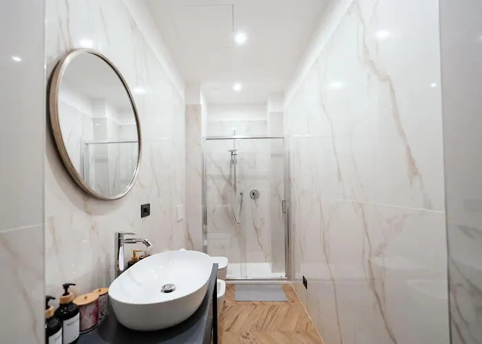 George's Suite&spa With Parking Apartment Como